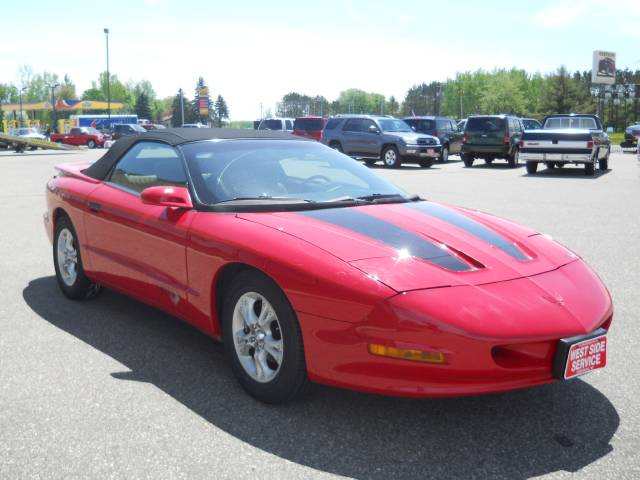 Pontiac Firebird 1995 photo 2