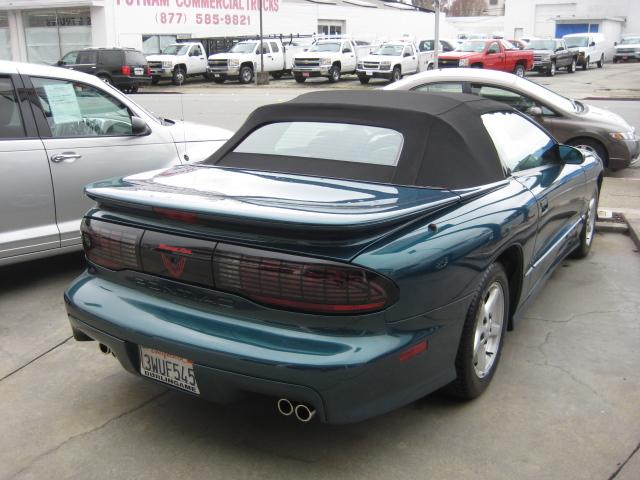 Pontiac Firebird 1997 photo 3