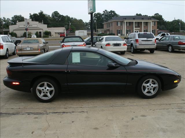 Pontiac Firebird 1997 photo 3