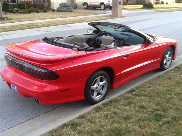 Pontiac Firebird 1997 photo 2