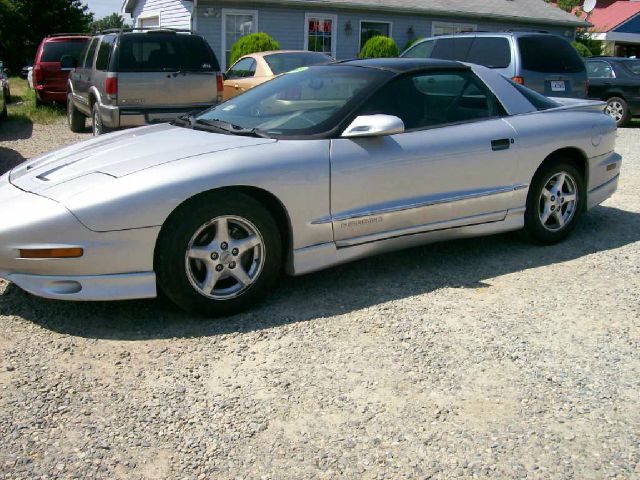 Pontiac Firebird 1997 photo 3