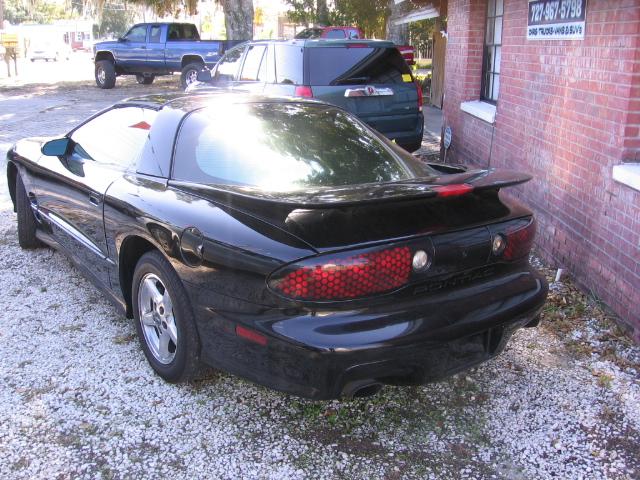 Pontiac Firebird 1998 photo 1