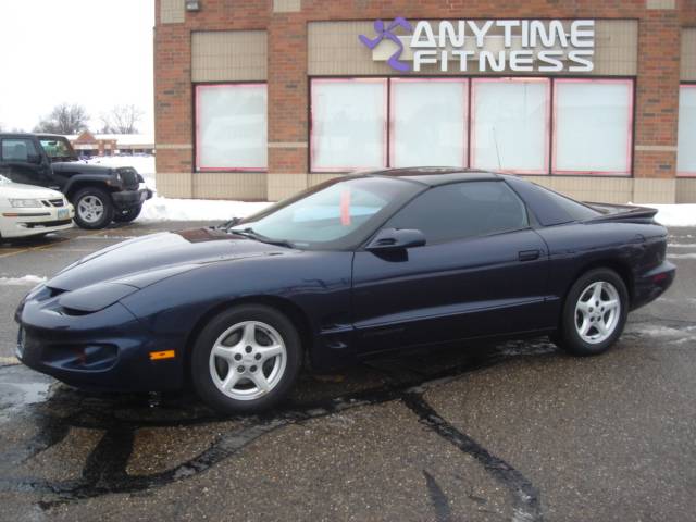 Pontiac Firebird Base Coupe