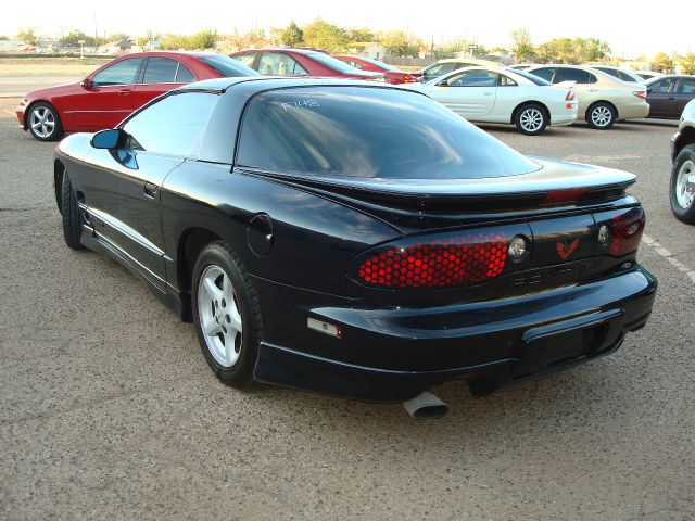 Pontiac Firebird 1998 photo 1