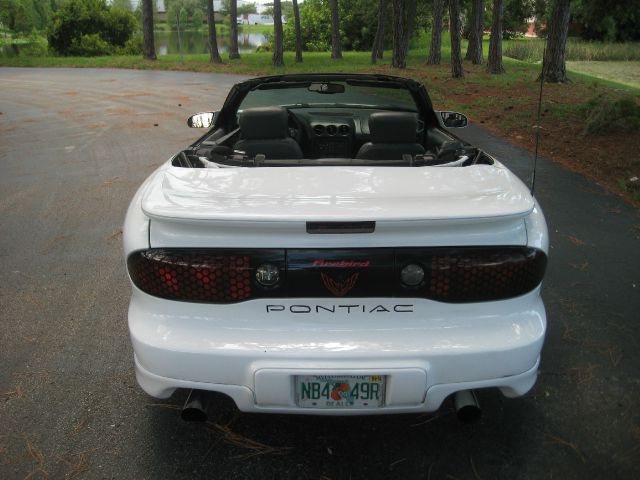 Pontiac Firebird 1999 photo 1