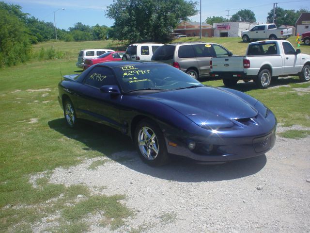 Pontiac Firebird 1999 photo 2