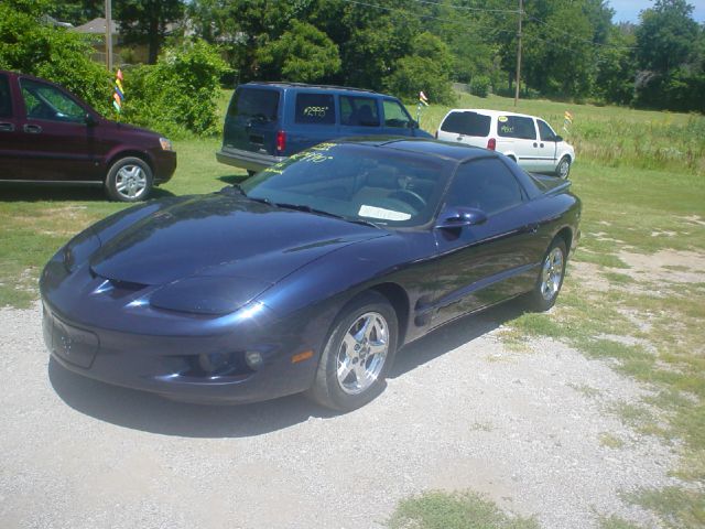 Pontiac Firebird 1999 photo 4