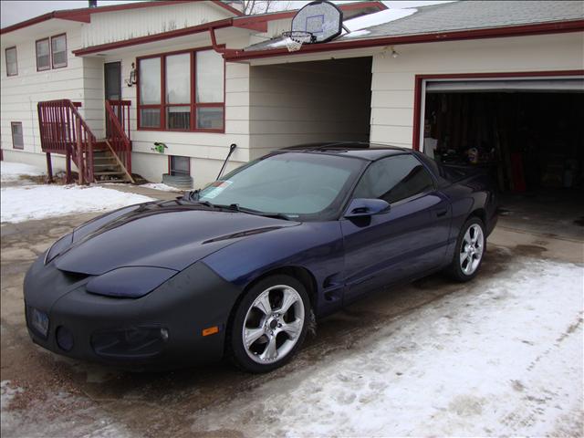 Pontiac Firebird 1999 photo 1