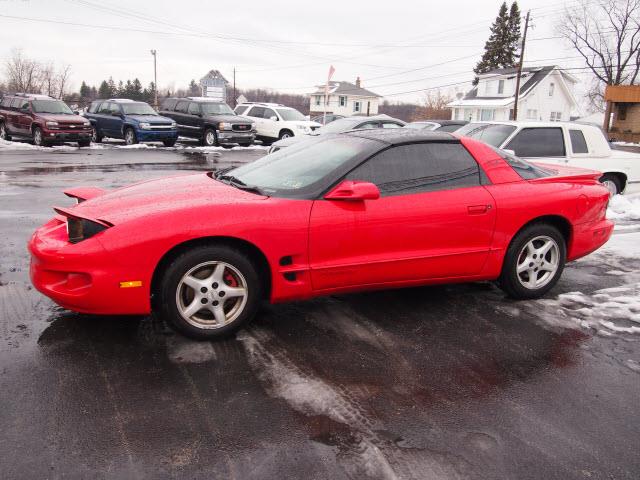 Pontiac Firebird 1999 photo 3