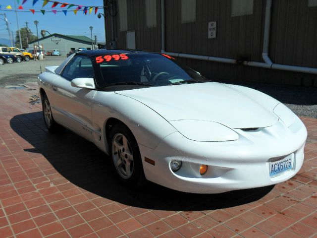 Pontiac Firebird 1999 photo 4