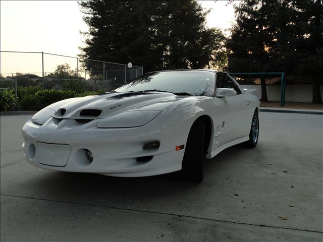 Pontiac Firebird 1999 photo 4