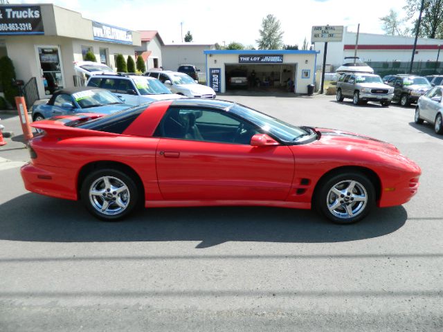 Pontiac Firebird 1999 photo 10