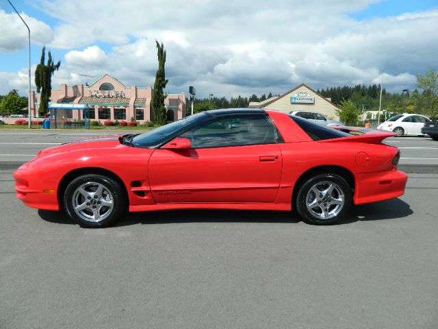 Pontiac Firebird 1999 photo 3