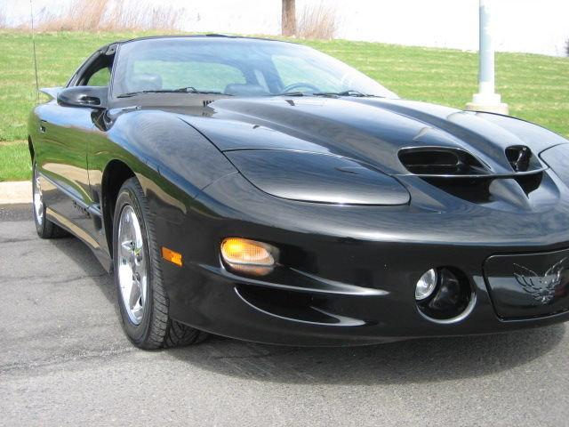 Pontiac Firebird 2000 photo 1