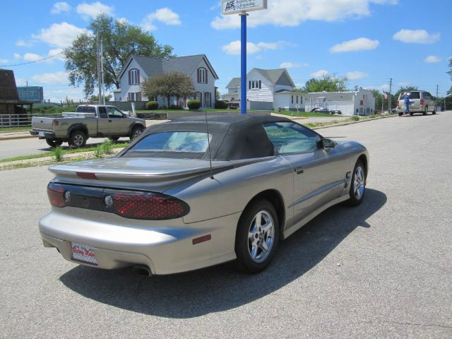 Pontiac Firebird 2000 photo 3