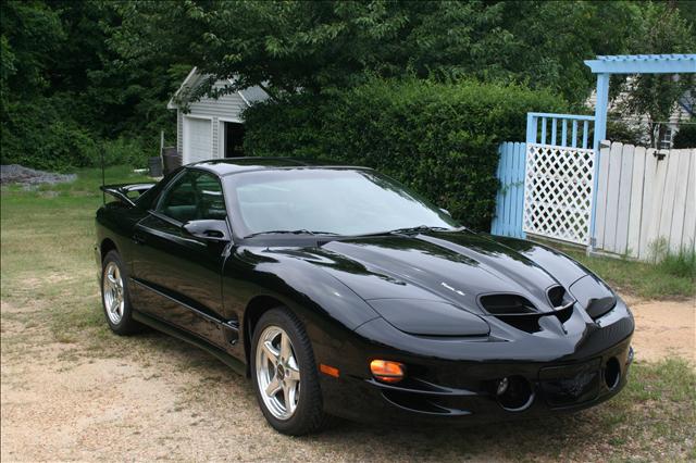 Pontiac Firebird 2000 photo 1