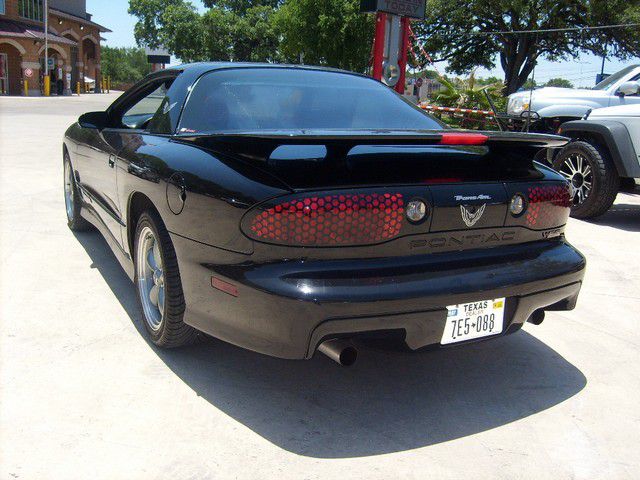 Pontiac Firebird 2001 photo 4