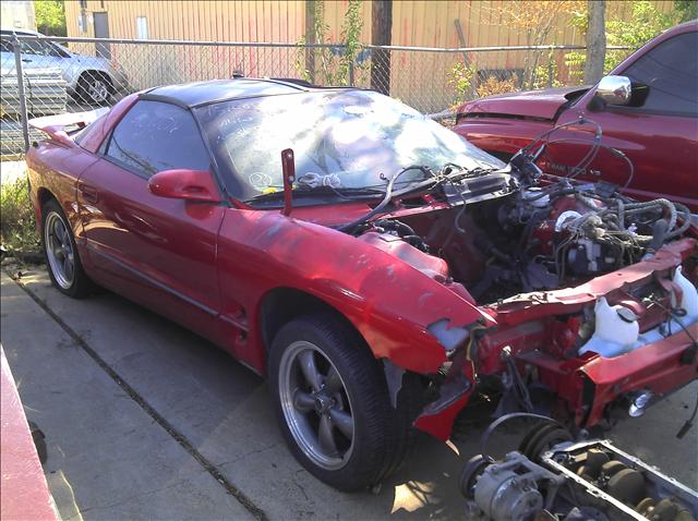 Pontiac Firebird 2002 photo 1