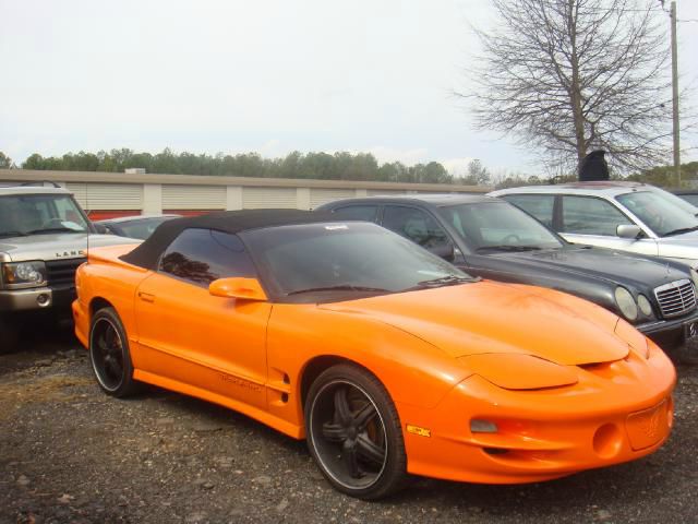 Pontiac Firebird 2002 photo 2