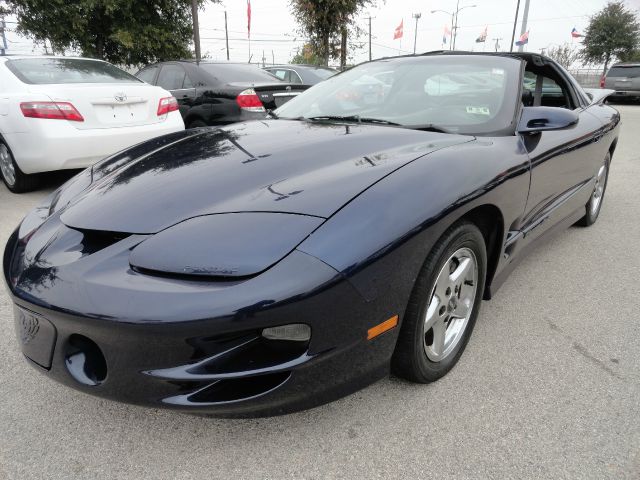 Pontiac Firebird 2002 photo 17