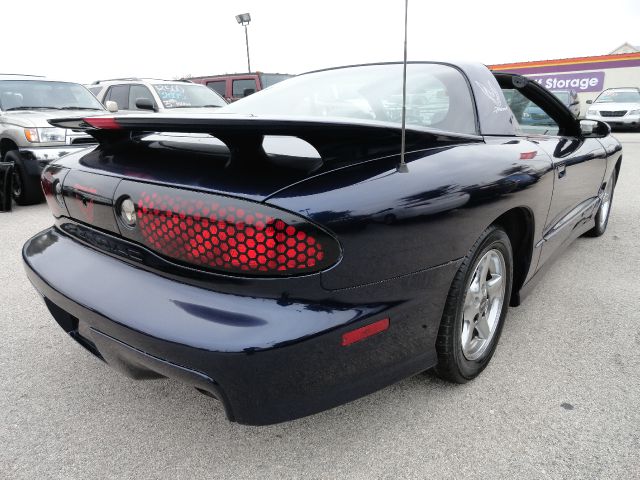 Pontiac Firebird 2002 photo 18