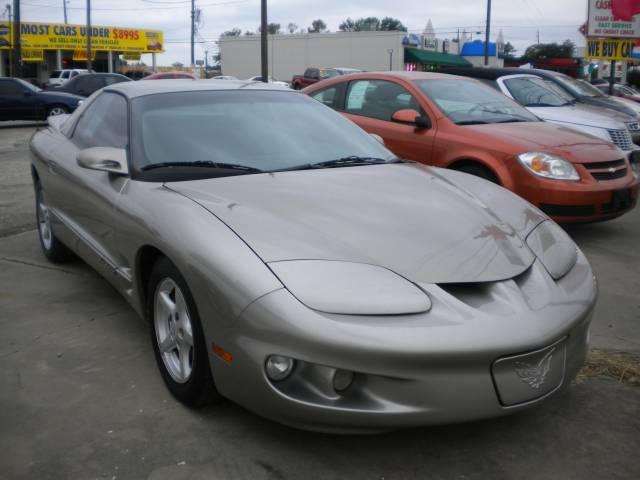 Pontiac Firebird Base Coupe