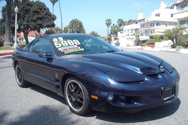 Pontiac Firebird 2002 photo 17