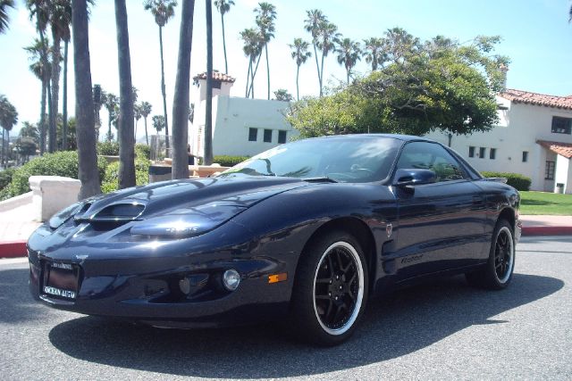 Pontiac Firebird 2002 photo 18