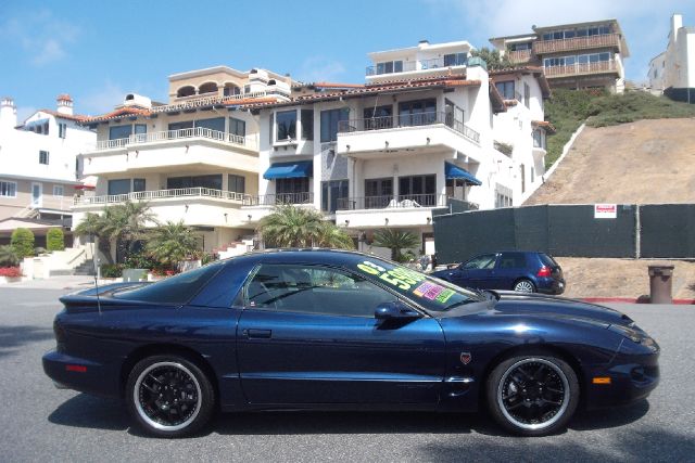 Pontiac Firebird 2002 photo 21