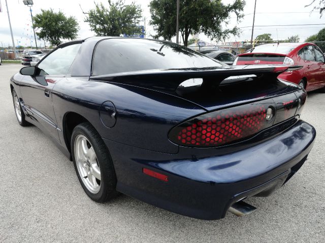 Pontiac Firebird 2002 photo 10