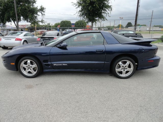 Pontiac Firebird 2002 photo 8