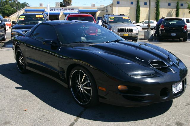 Pontiac Firebird 2002 photo 11