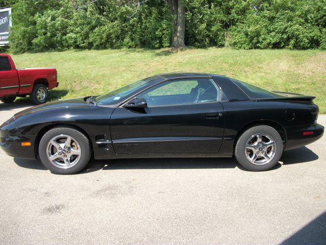 Pontiac Firebird 2002 photo 14