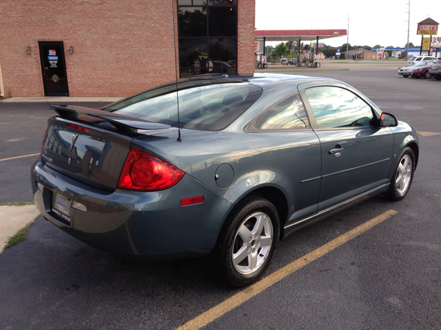 Pontiac G5 2007 photo 2