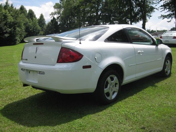 Pontiac G5 2007 photo 2