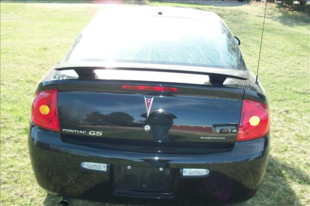 Pontiac G5 2008 photo 2