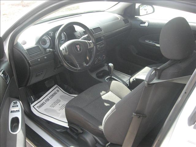 Pontiac G5 2008 photo 2