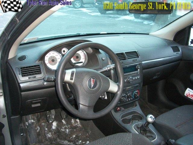 Pontiac G5 2008 photo 1