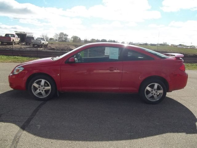 Pontiac G5 2009 photo 2