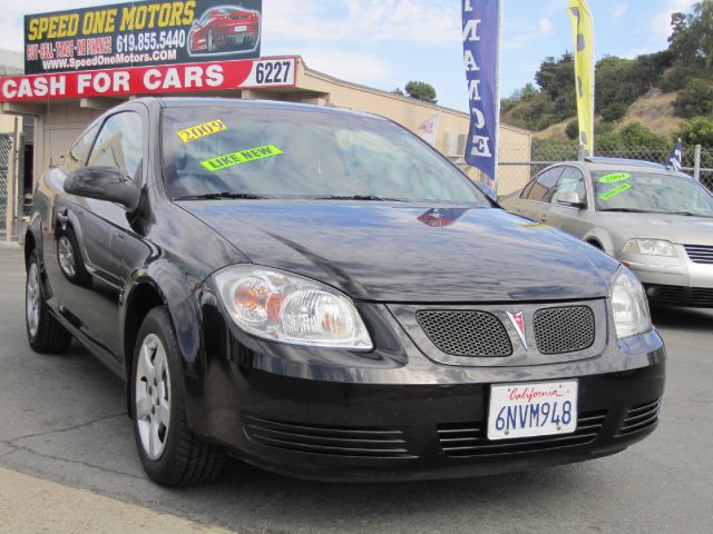 Pontiac G5 2009 photo 2