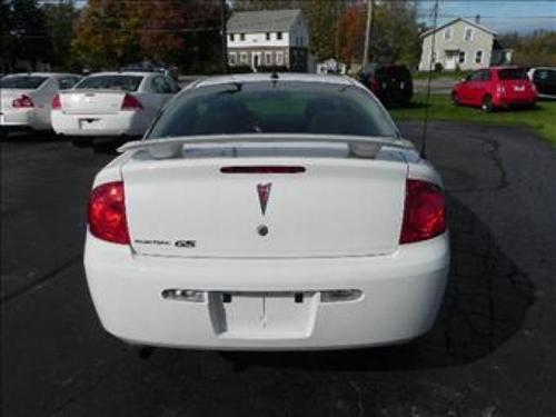 Pontiac G5 2009 photo 3