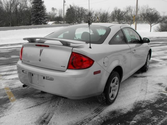 Pontiac G5 2009 photo 4