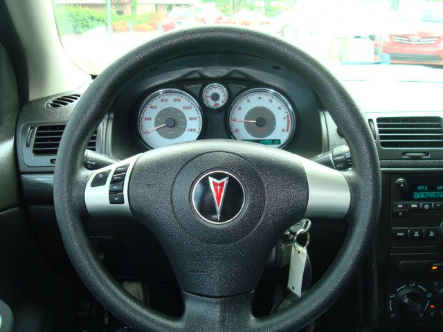 Pontiac G5 2009 photo 1