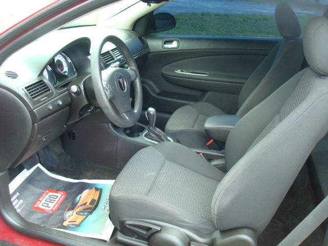 Pontiac G5 2009 photo 24