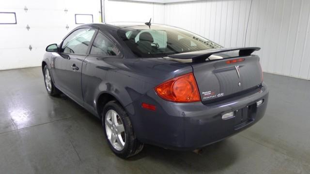 Pontiac G5 2009 photo 2