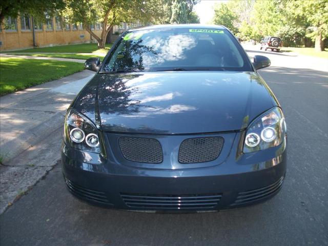 Pontiac G5 2009 photo 2