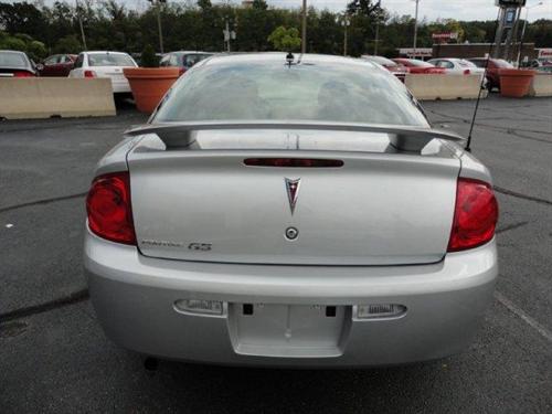 Pontiac G5 2009 photo 2