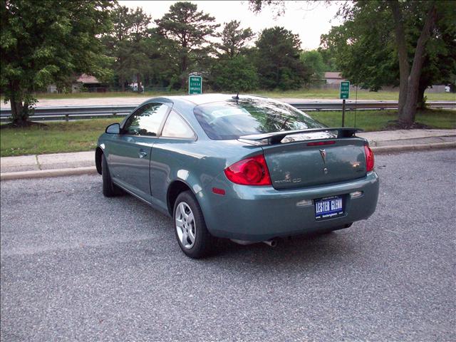 Pontiac G5 2009 photo 1