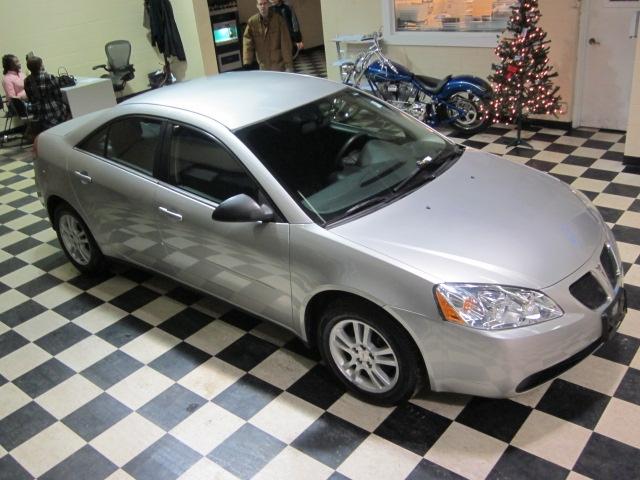 Pontiac G6 2005 photo 1