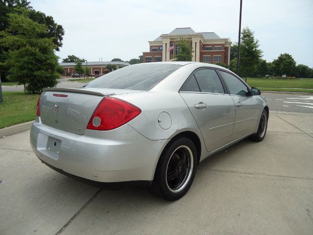 Pontiac G6 2005 photo 1